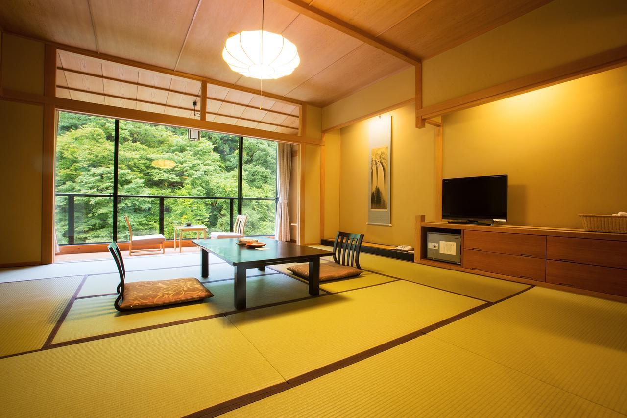 Hotel Osawa Onsen Sansuikaku Hanamaki Habitación foto